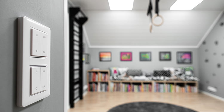 Led lighting child&#8217;s room – using dimmable lights and wireless switches