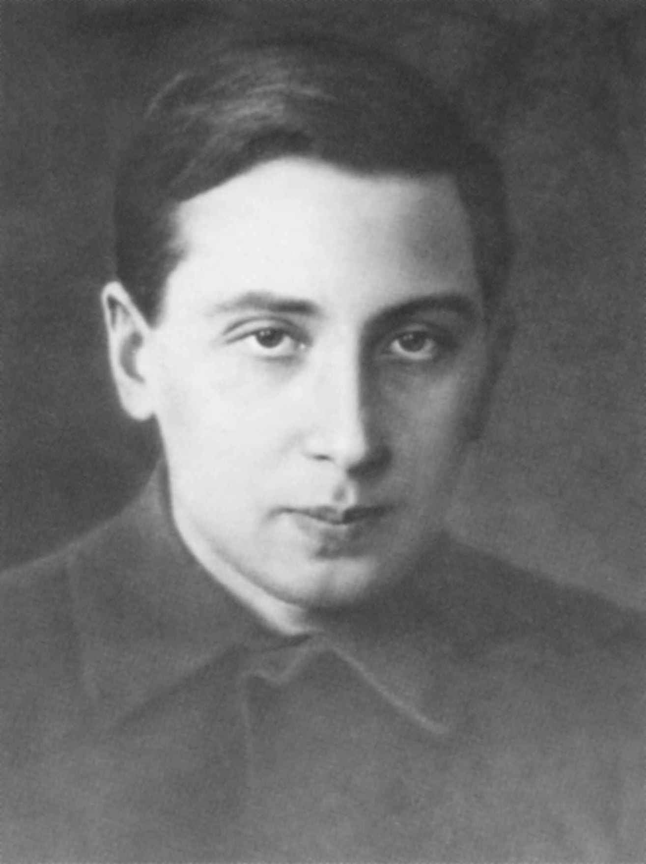 Led history - Oleg Losev from the 1940s.  